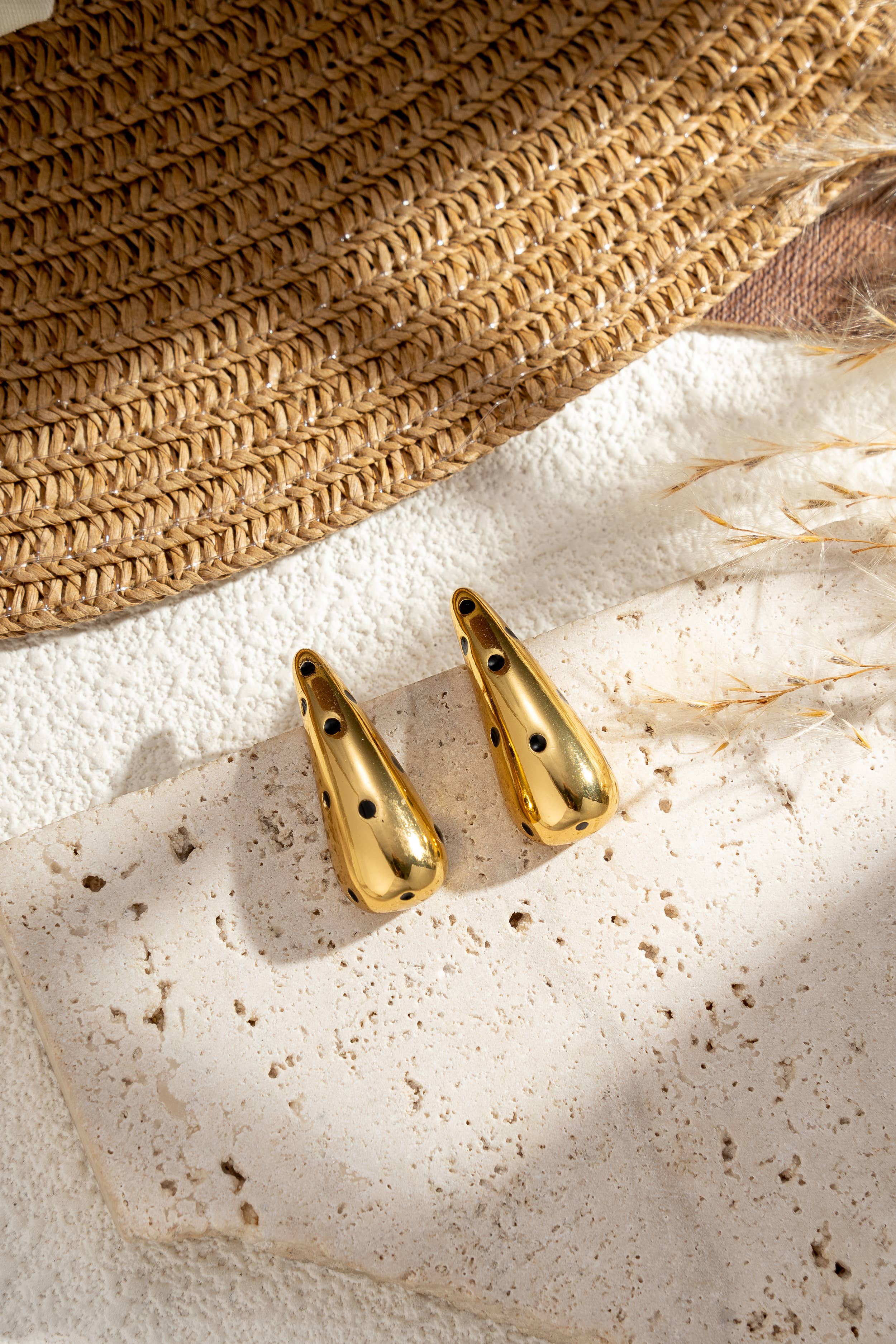 Orecchini a goccia dorati in acciaio inossidabile donna chic